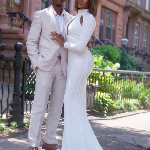 White Abby by Abbys dress worn once for my engagement shoot - Picture 4 of 4